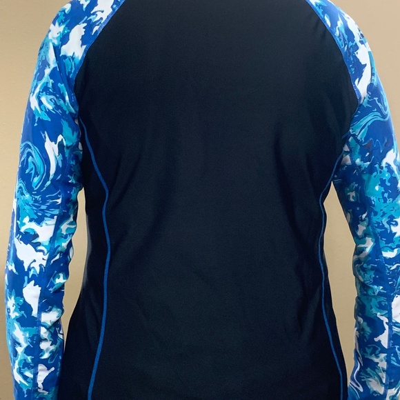 NWT Isnowood Rash Guard Women Swimsuit Long Sleeve Top UPF 50+ Nylon/Spandex - Picture 2 of 3